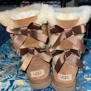 Bailey bow UGGS